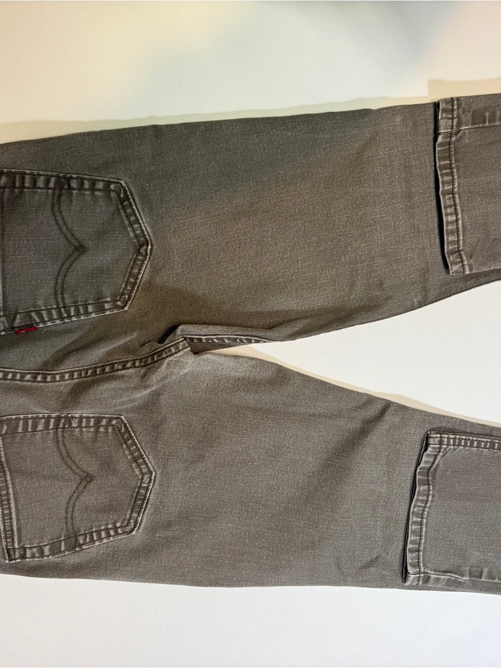 Levi's Light Grey‎ Denim Jeans with Contrast Stitching